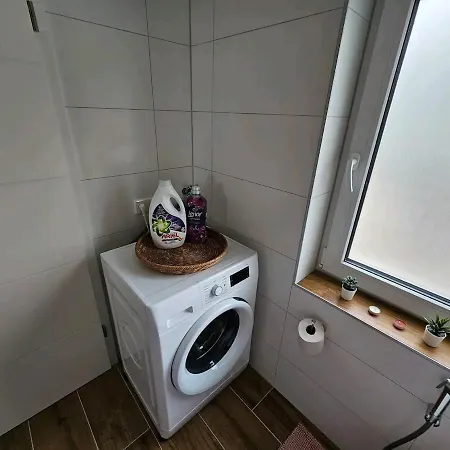 Near Messe And Playmobil Funpark Between Nuernberg And , Free Parking , Netflix , 24h Self Check-in
