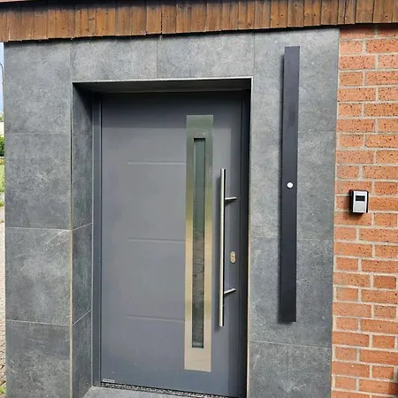 Apartment Messe Playmobil Hub: Self Check-in & Netflix Near Nürnberg Schwabach