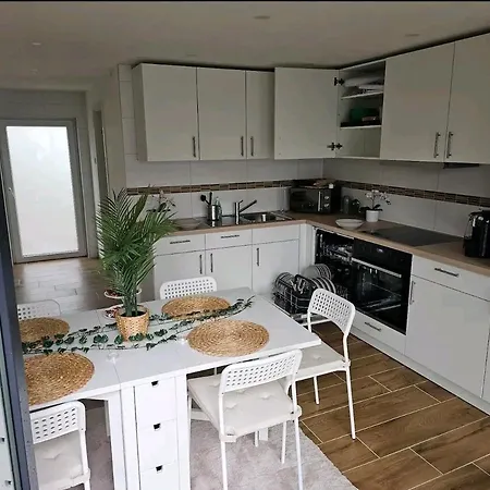 Apartament Near Messe And Playmobil Funpark Between Nuernberg And , Free Parking , Netflix , 24h Self Check-in